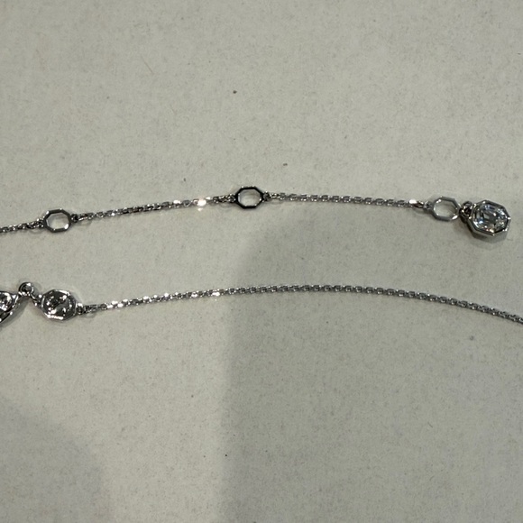 Swarovski Dextera Pendant Necklace NWT - Picture 4 of 5